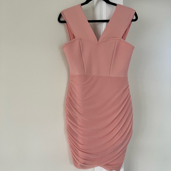 Pretty in Mini Pink - Picture 3 of 4